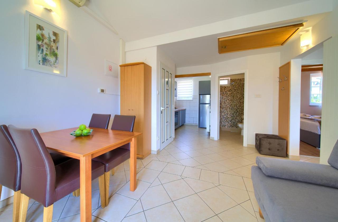 Apartments Adria Danka Крк Экстерьер фото